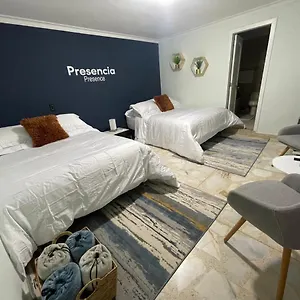 Habitacion Privada Laureles, Suit Jacuzzi Medellín