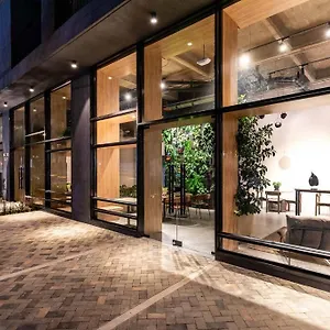 Amazing With Large Coworking Area In The Best Location In Bogotá